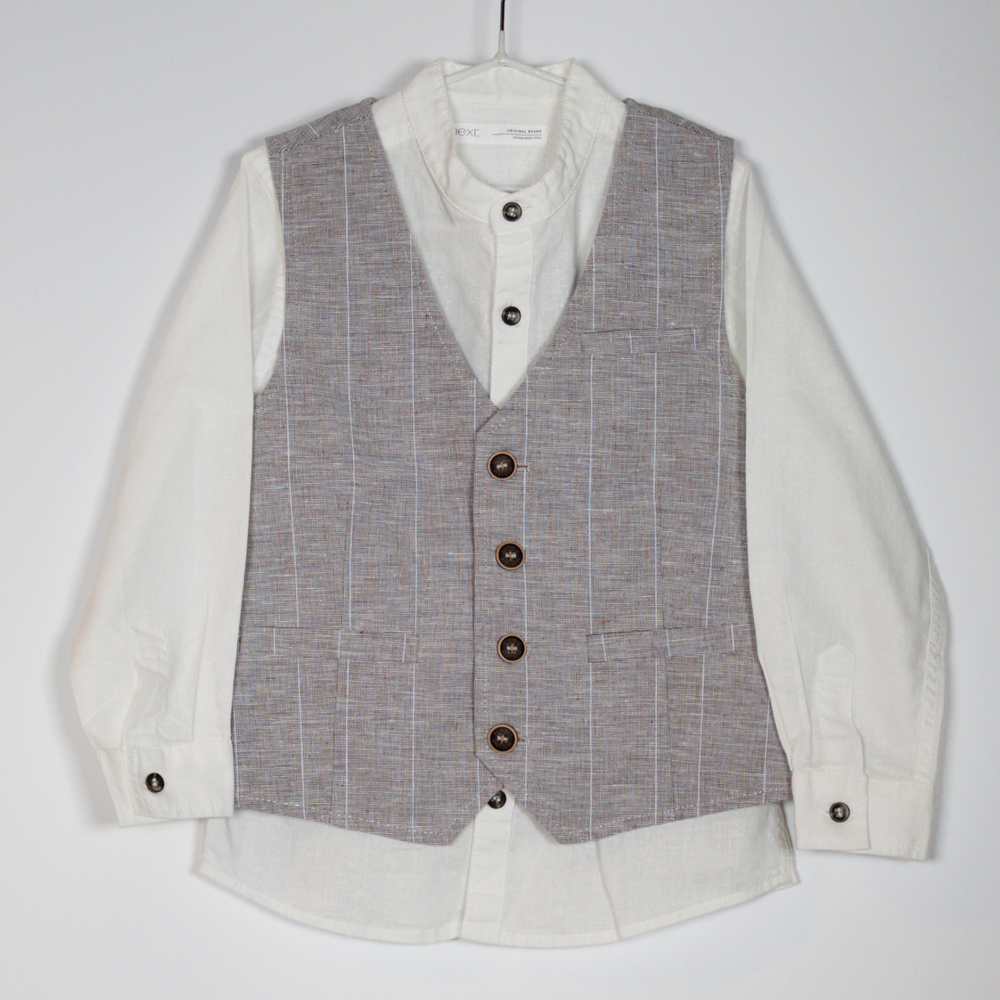 3-4Y
Waistcoat & Shirt