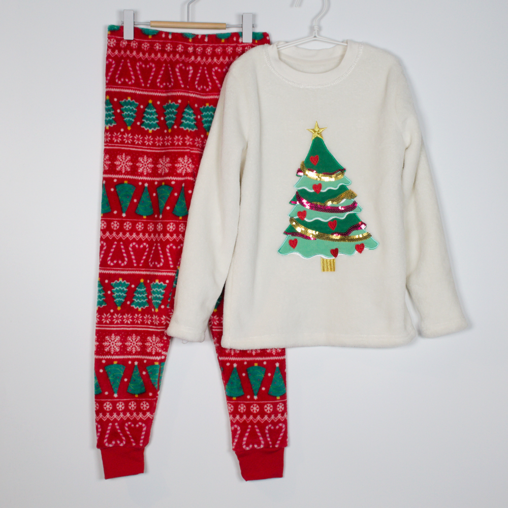 8-9Y
Christmas Fleece Pyjamas