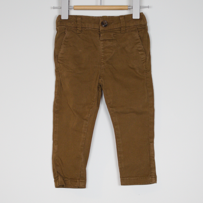 6-9M
Brown Chinos