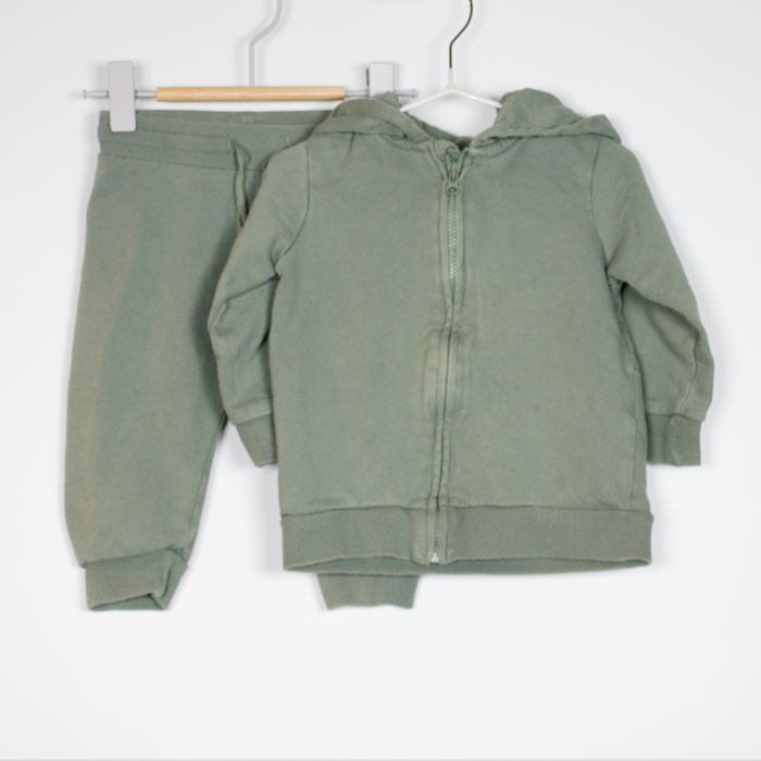 6-9M
Green Track Suit